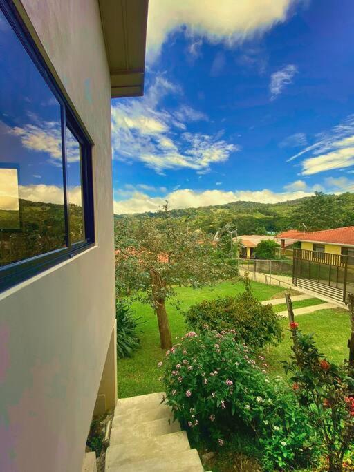 Peace Garden Apartment Monteverde Exterior photo